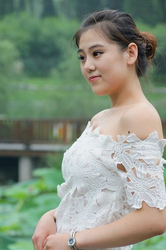 家庭乱伦免费视频APP内容展示